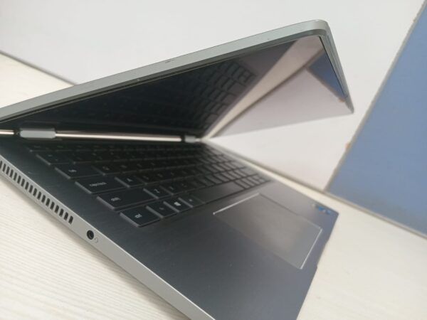 Dell Refurbished Latitude 7420 Touch - Image 4